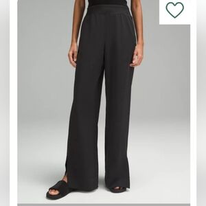 EUC Lululemon Stretch Woven High Rise Pant